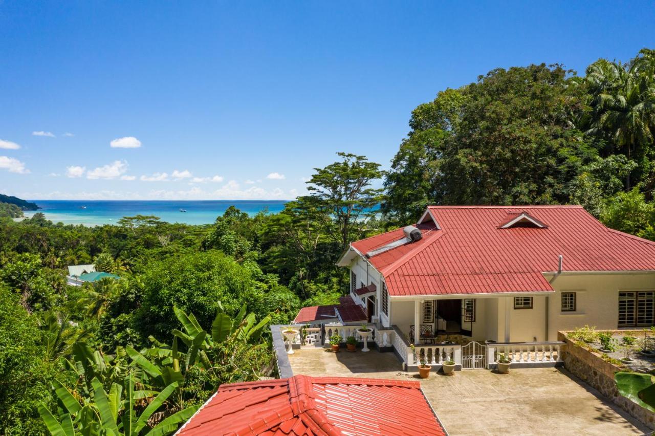 Janes' Serenity Guesthouse Anse a La Mouche Exterior photo